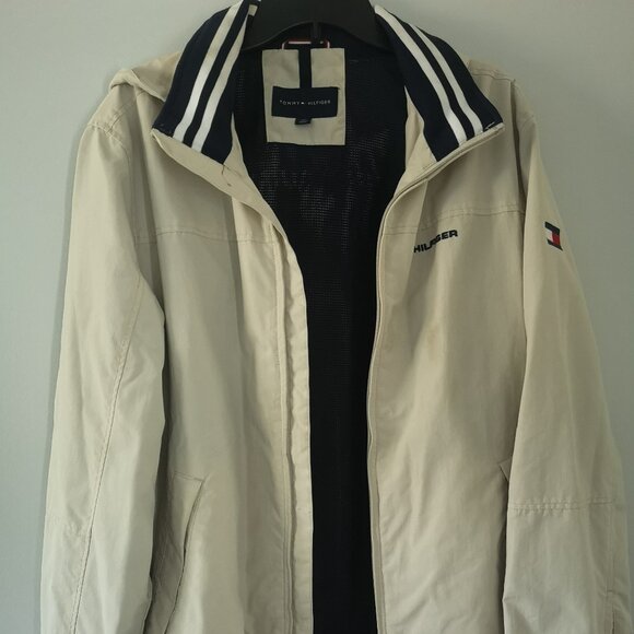 Tommy Hilfiger Men Lightweight Waterproof Regatta Jacket cream L - Picture 2 of 14